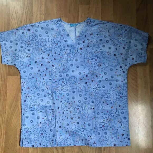 Women’s Scrub Top (M) - Picture 1 of 3